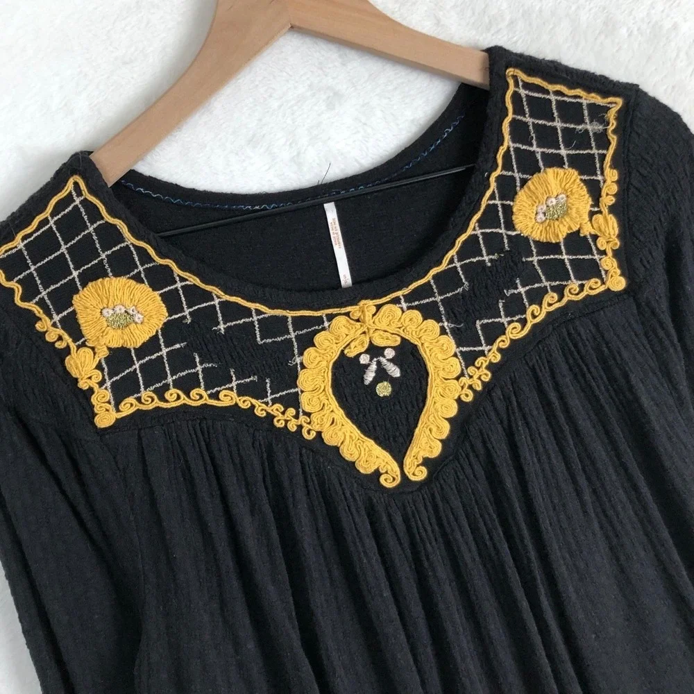 FREE PEOPLE Embroidered Top Sz S Black Gold Balloon Hem Smocked Peasant Boho